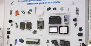Предприятие Роскосмоса разработало отечественные электронные приборы для тракторов и автомобилей взамен иностранных